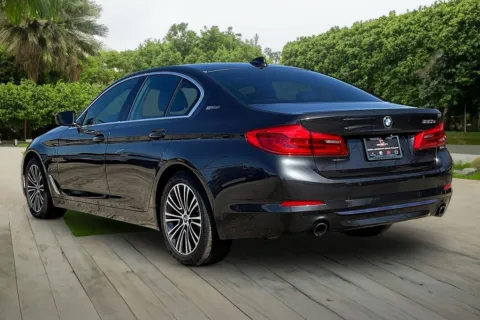 More photos of 2019 BMW 5 Series 530e xDrive iPerformance at Maserati Alfa Romeo of Naperville, IL
