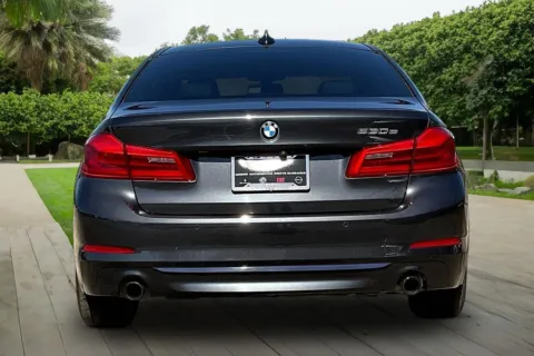 More photos of 2019 BMW 5 Series 530e xDrive iPerformance at Maserati Alfa Romeo of Naperville, IL