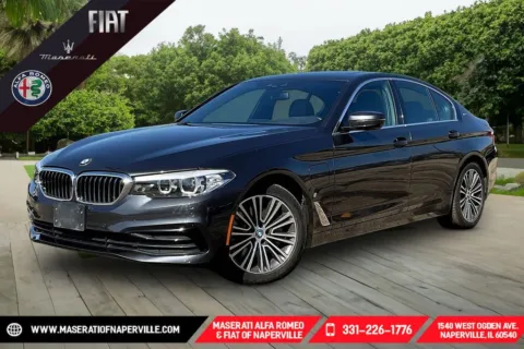 Gray 2019 BMW 5 Series 530e xDrive iPerformance for sale in Naperville, IL
