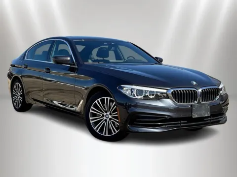 Another view of 2019 BMW 5 Series 530e xDrive iPerformance for sale in Naperville, IL at Maserati Alfa Romeo of Naperville