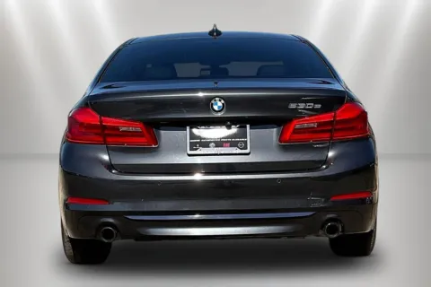 More photos of 2019 BMW 5 Series 530e xDrive iPerformance at Maserati Alfa Romeo of Naperville, IL