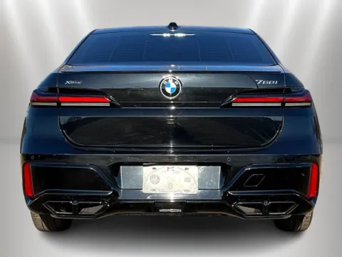 More photos of 2023 BMW 7 Series 760i xDrive at Maserati Alfa Romeo of Naperville, IL