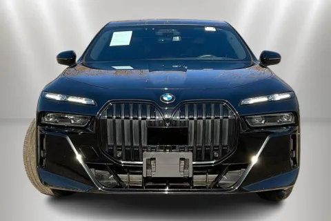 Photos of 2023 BMW 7 Series 760i xDrive for sale in Naperville, IL at Maserati Alfa Romeo of Naperville