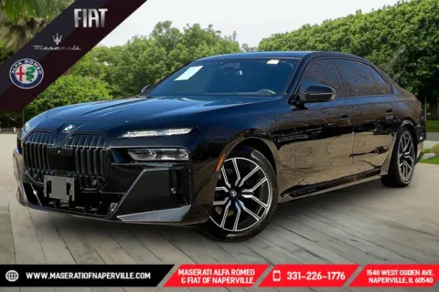 Black 2023 BMW 7 Series 760i xDrive for sale in Naperville, IL