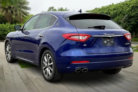 More photos of 2019 Maserati Levante at Maserati Alfa Romeo of Naperville, IL