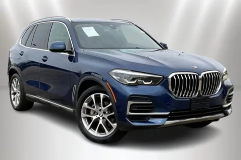 Another view of 2022 BMW X5 xDrive40i for sale in Naperville, IL at Maserati Alfa Romeo of Naperville