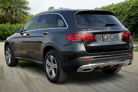 More photos of 2021 Mercedes-Benz GLC 300 at Maserati Alfa Romeo of Naperville, IL