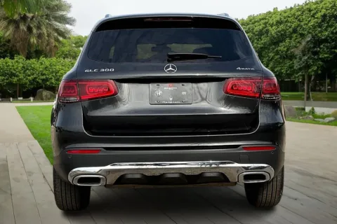 More photos of 2021 Mercedes-Benz GLC 300 at Maserati Alfa Romeo of Naperville, IL