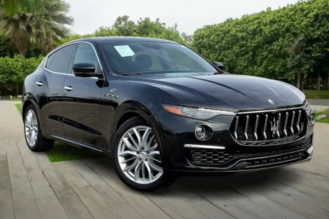 Another view of 2022 Maserati Levante GT for sale in Naperville, IL at Maserati Alfa Romeo of Naperville