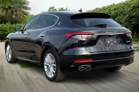 More photos of 2022 Maserati Levante GT at Maserati Alfa Romeo of Naperville, IL