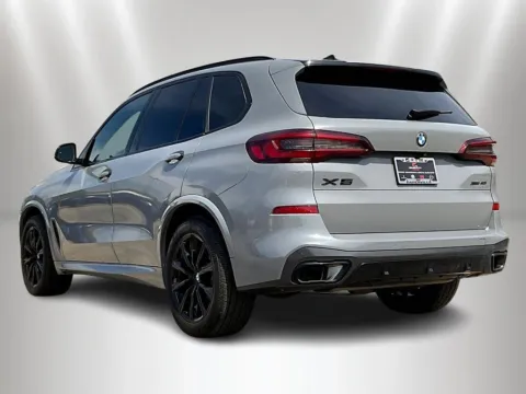 More photos of 2021 BMW X5 xDrive40i at Maserati Alfa Romeo of Naperville, IL