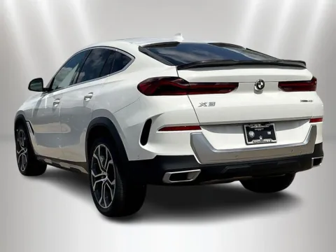More photos of 2020 BMW X6 xDrive40i at Maserati Alfa Romeo of Naperville, IL