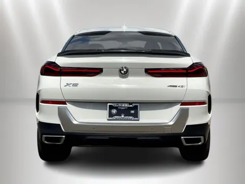 More photos of 2020 BMW X6 xDrive40i at Maserati Alfa Romeo of Naperville, IL
