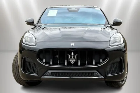 Photos of 2023 Maserati Grecale Modena for sale in Naperville, IL at Maserati Alfa Romeo of Naperville