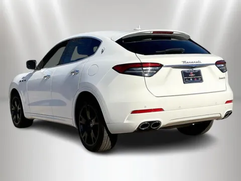 More photos of 2023 Maserati Levante GT at Maserati Alfa Romeo of Naperville, IL