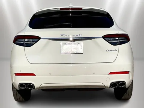 More photos of 2023 Maserati Levante GT at Maserati Alfa Romeo of Naperville, IL