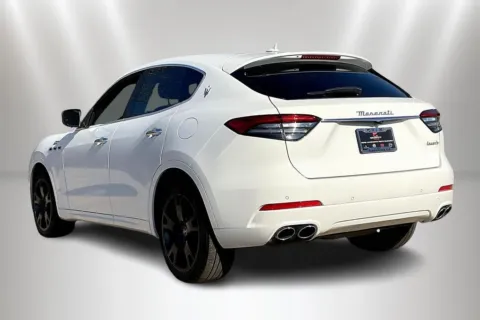 More photos of 2023 Maserati Levante GT at Maserati Alfa Romeo of Naperville, IL