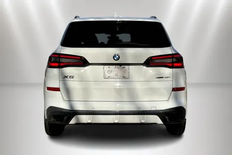 More photos of 2022 BMW X5 xDrive40i at Maserati Alfa Romeo of Naperville, IL