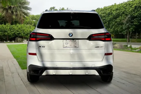 More photos of 2022 BMW X5 xDrive40i at Maserati Alfa Romeo of Naperville, IL