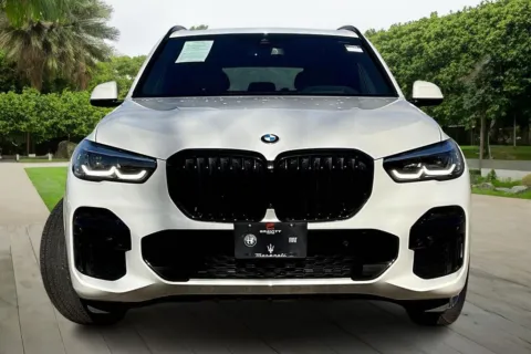 Photos of 2022 BMW X5 xDrive40i for sale in Naperville, IL at Maserati Alfa Romeo of Naperville