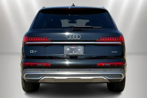 More photos of 2023 Audi Q7 55 Premium Plus at Maserati Alfa Romeo of Naperville, IL