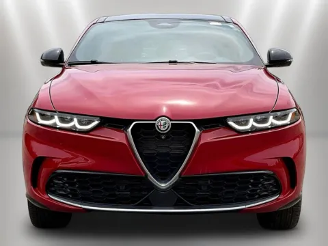 Photos of 2024 Alfa Romeo Tonale Ti for sale in Naperville, IL at Maserati Alfa Romeo of Naperville