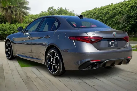 More photos of 2022 Alfa Romeo Giulia Veloce at Maserati Alfa Romeo of Naperville, IL