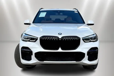 Photos of 2023 BMW X5 xDrive40i for sale in Naperville, IL at Maserati Alfa Romeo of Naperville
