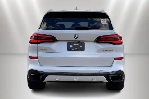 More photos of 2023 BMW X5 xDrive40i at Maserati Alfa Romeo of Naperville, IL