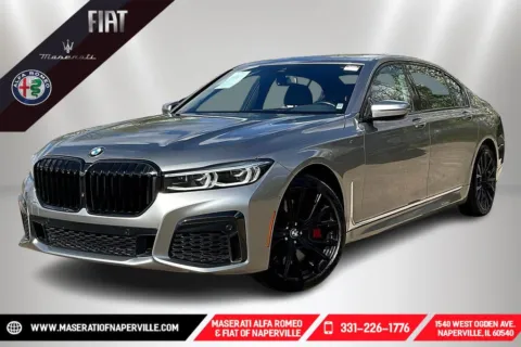 Gray 2022 BMW 7 Series 750i xDrive for sale in Naperville, IL