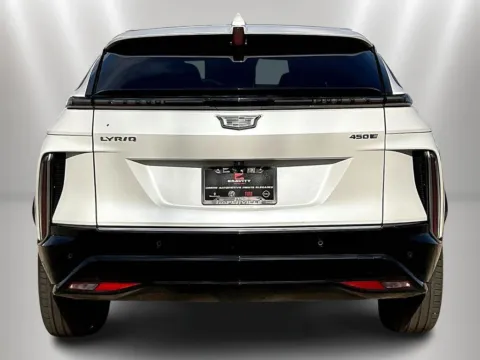 More photos of 2024 Cadillac LYRIQ Luxury at Maserati Alfa Romeo of Naperville, IL