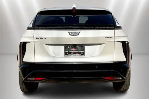 More photos of 2024 Cadillac LYRIQ Luxury at Maserati Alfa Romeo of Naperville, IL