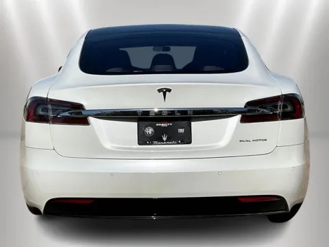 More photos of 2019 Tesla Model S Long Range at Maserati Alfa Romeo of Naperville, IL