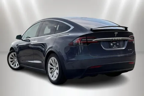 More photos of 2020 Tesla Model X Long Range at Maserati Alfa Romeo of Naperville, IL