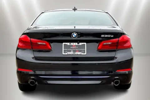 More photos of 2019 BMW 5 Series 530e xDrive iPerformance at Maserati Alfa Romeo of Naperville, IL