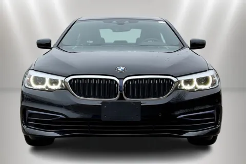 Photos of 2019 BMW 5 Series 530e xDrive iPerformance for sale in Naperville, IL at Maserati Alfa Romeo of Naperville