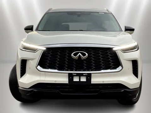 Photos of 2023 INFINITI QX60 LUXE for sale in Naperville, IL at Maserati Alfa Romeo of Naperville