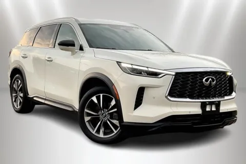 Another view of 2023 INFINITI QX60 LUXE for sale in Naperville, IL at Maserati Alfa Romeo of Naperville