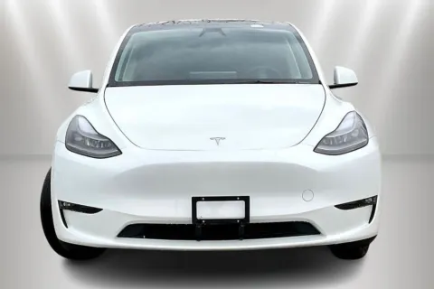 Photos of 2024 Tesla Model Y Long Range for sale in Naperville, IL at Maserati Alfa Romeo of Naperville