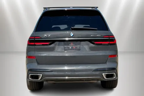 More photos of 2023 BMW X7 xDrive40i at Maserati Alfa Romeo of Naperville, IL