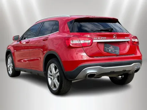 More photos of 2019 Mercedes-Benz GLA 250 at Maserati Alfa Romeo of Naperville, IL