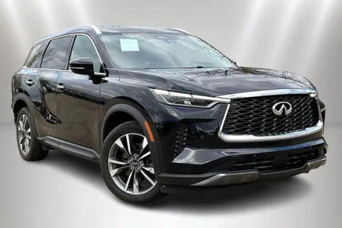 Another view of 2022 INFINITI QX60 LUXE for sale in Naperville, IL at Maserati Alfa Romeo of Naperville