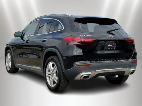 More photos of 2021 Mercedes-Benz GLA 250 at Maserati Alfa Romeo of Naperville, IL