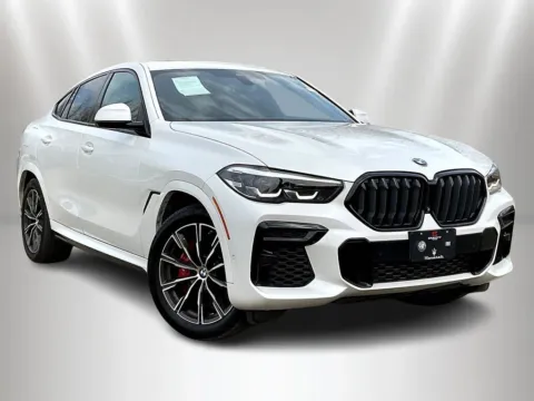 Another view of 2022 BMW X6 xDrive40i for sale in Naperville, IL at Maserati Alfa Romeo of Naperville