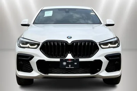 Photos of 2022 BMW X6 xDrive40i for sale in Naperville, IL at Maserati Alfa Romeo of Naperville