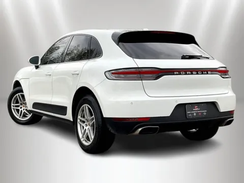 More photos of 2021 Porsche Macan at Maserati Alfa Romeo of Naperville, IL