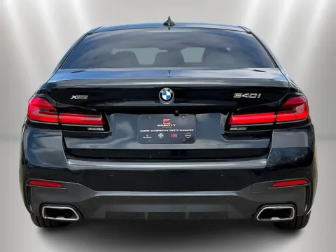 More photos of 2022 BMW 5 Series 540i xDrive at Maserati Alfa Romeo of Naperville, IL