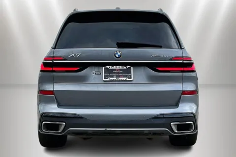 More photos of 2023 BMW X7 xDrive40i at Maserati Alfa Romeo of Naperville, IL
