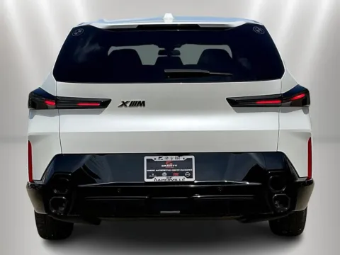 More photos of 2023 BMW XM at Maserati Alfa Romeo of Naperville, IL