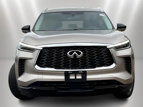 Photos of 2023 INFINITI QX60 LUXE for sale in Naperville, IL at Maserati Alfa Romeo of Naperville
